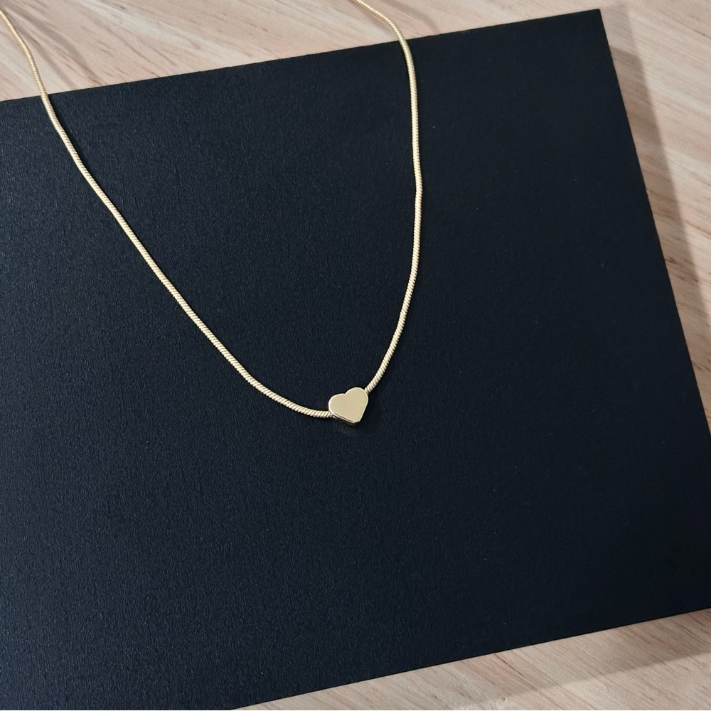 Gold Dainty Heart Necklace